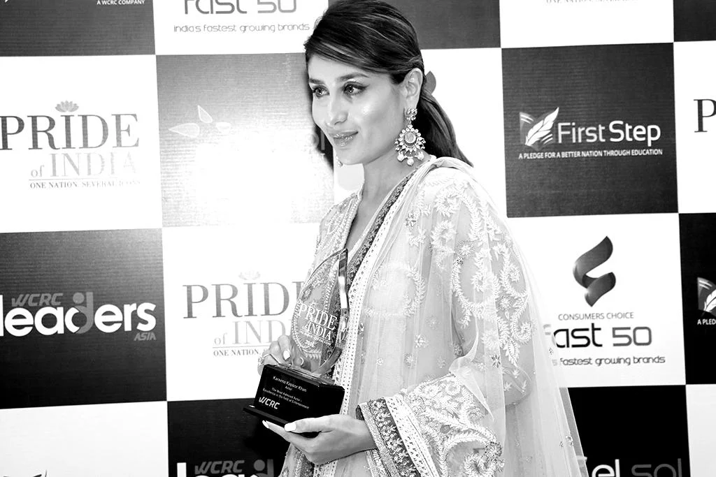 WCRC Leaders awards — Kareena Kapoor Khan with her PRIDE of India trophy for Most Admired Actor at the WCRC gala